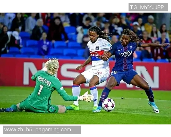 里昂足球俱乐部的辉煌历程与未来发展展望分析