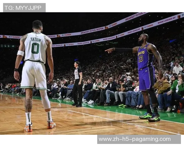 詹姆斯因伤退场东契奇34分助力双探花合力71分湖人不敌绿军